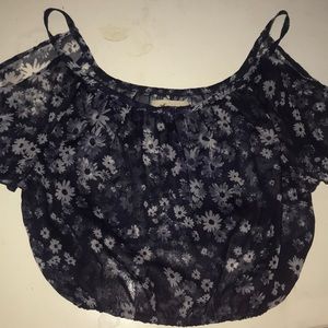 Hollister crop top